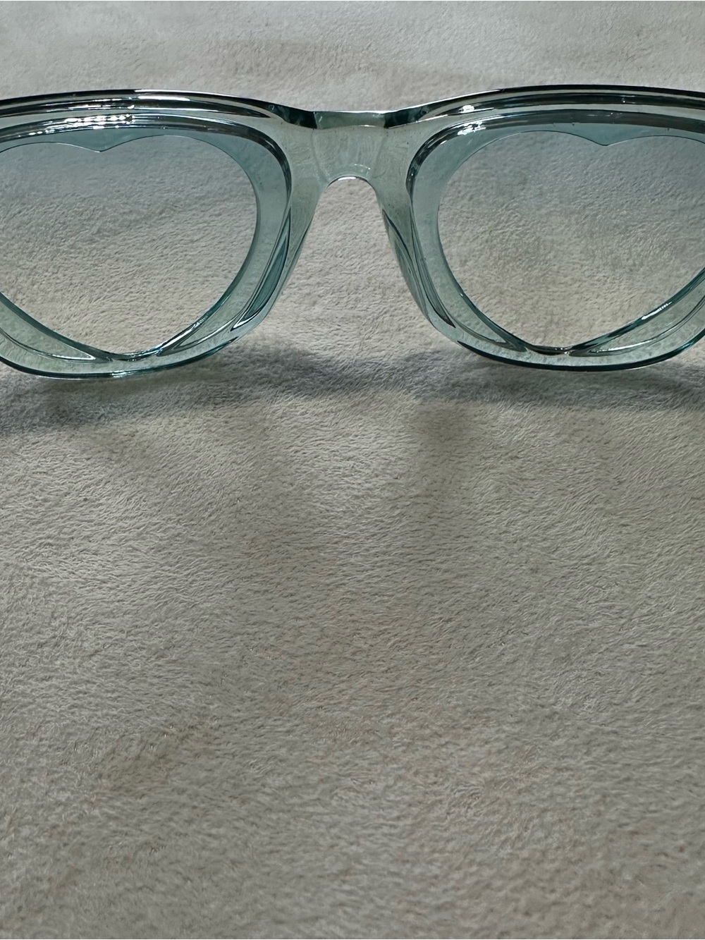 Heart Sunglasses - Picture 6 of 9